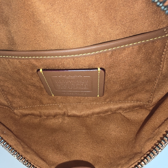 Coach Charter Belt Bag 7 in Micro Signature Jacquard - Picture 8 of 14